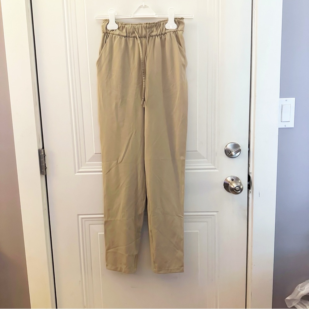 Lululemon 7/8 Keep Moving Pant Trench Sz 2‎ - Picture 4 of 10